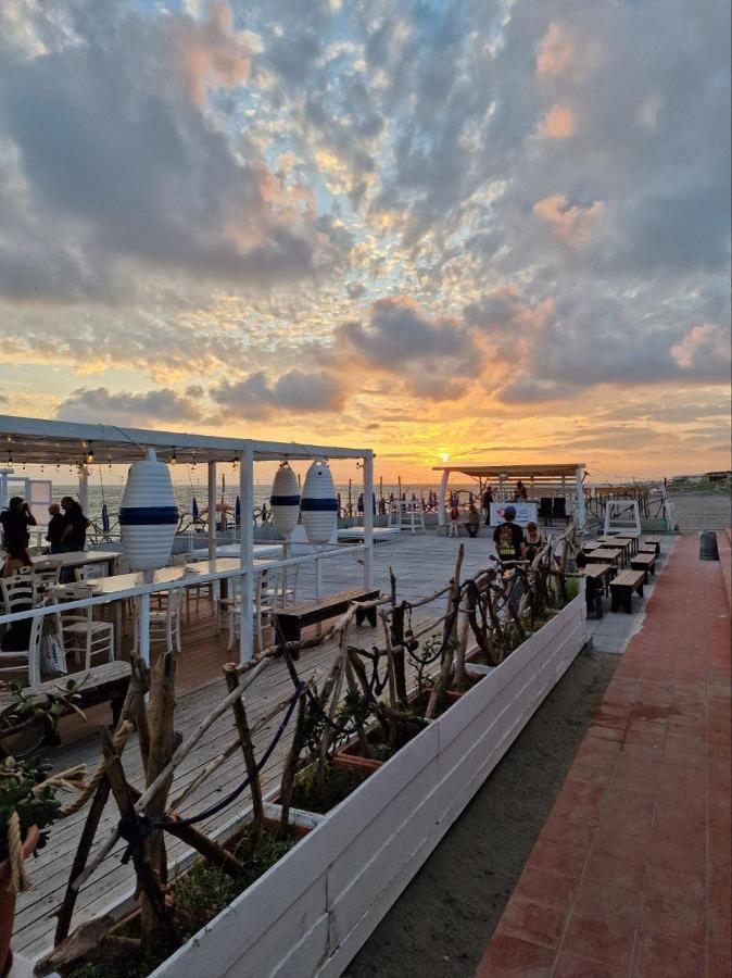 Beach Suites - By Lido Scalzone Castel Volturno Dış mekan fotoğraf